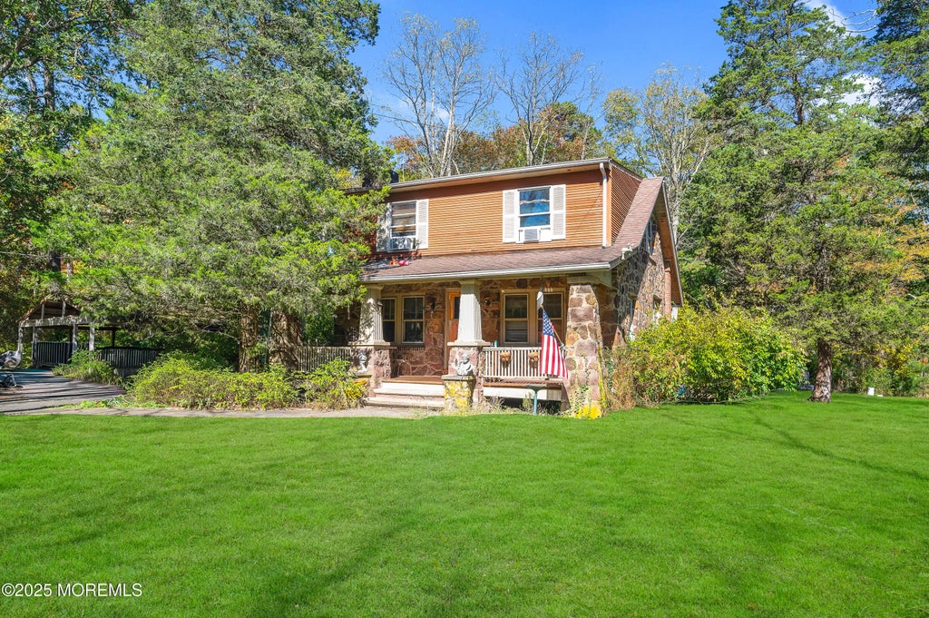 26 W Veterans Highway, Jackson