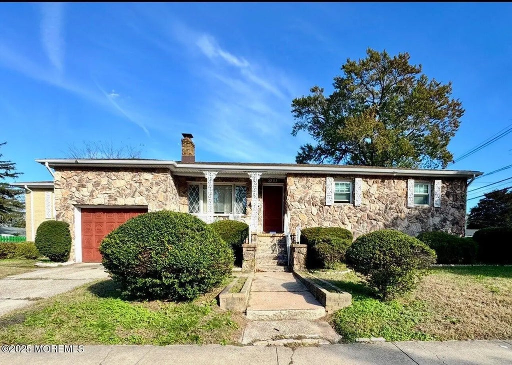 200 Drummond Avenue, Neptune Township