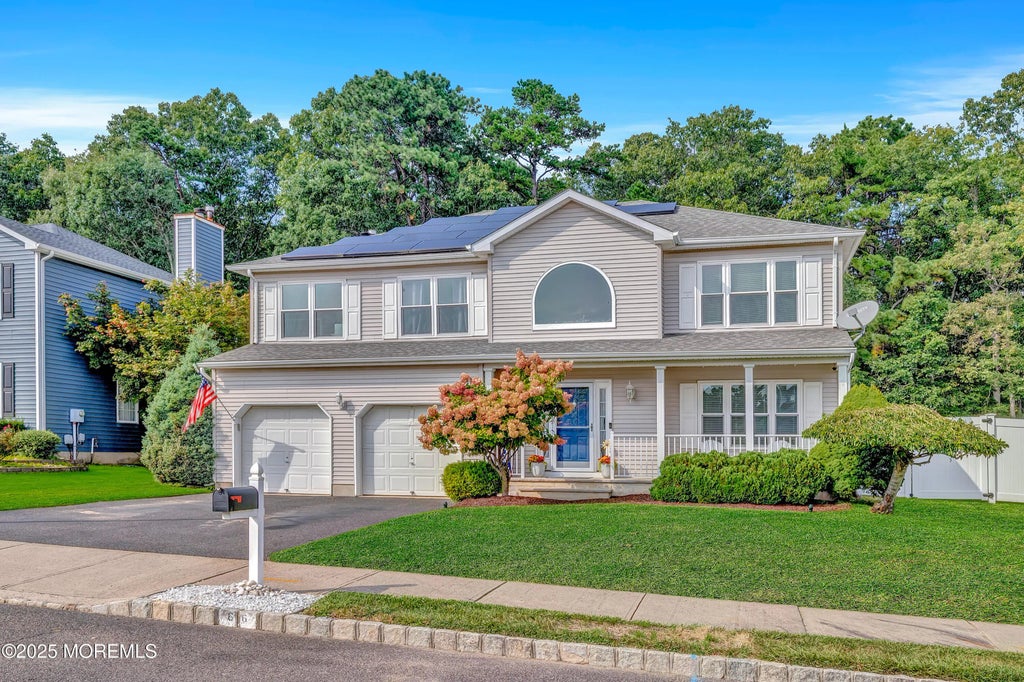 66 Diamond Lane, Howell