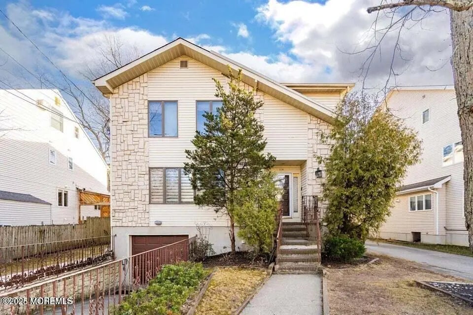 114 Carey Street, Lakewood