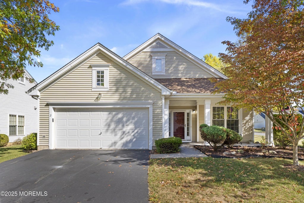 2 Stafford Lane, White