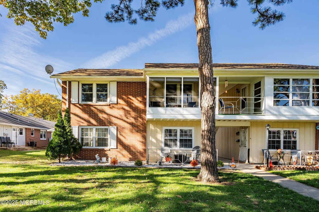 44g Cambridge Court 2007, Lakewood