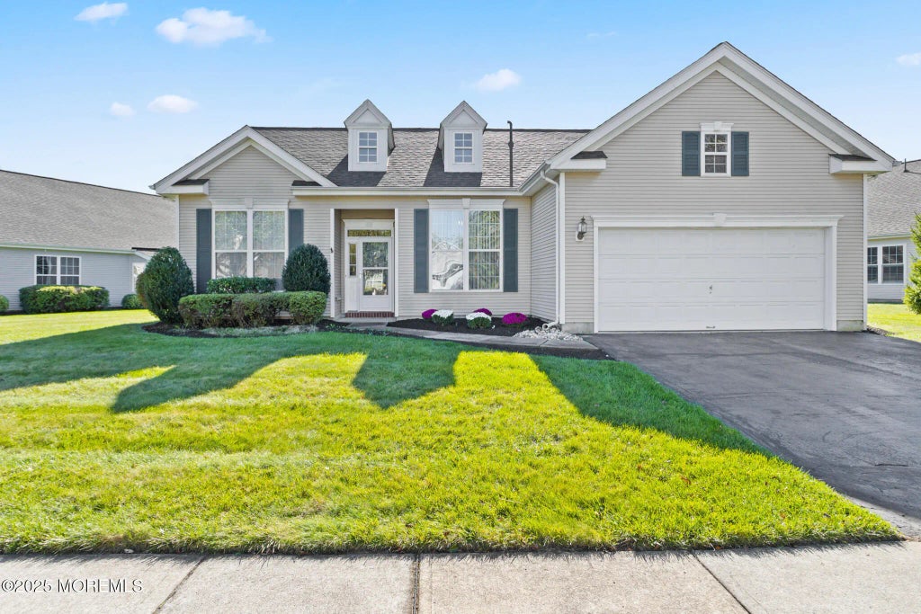 33 Bunker Hill Drive, Allentown