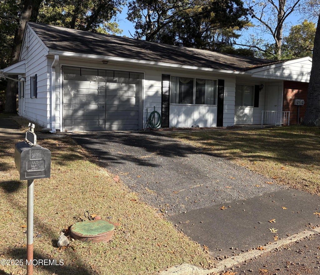 8 Nevada Drive B, Whiting