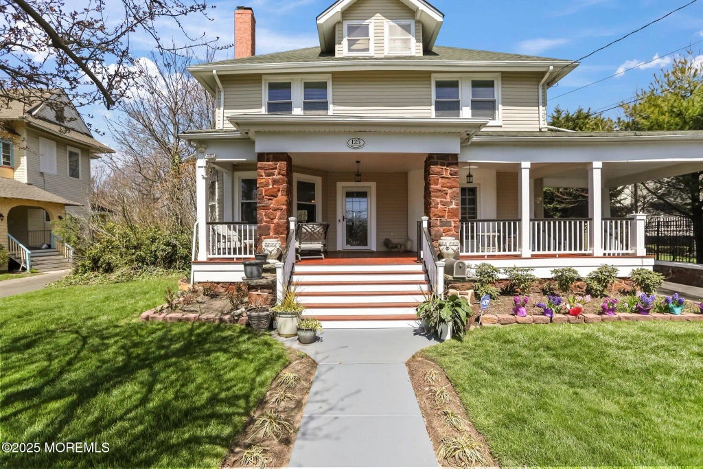 125 Morris Avenue, Long Branch