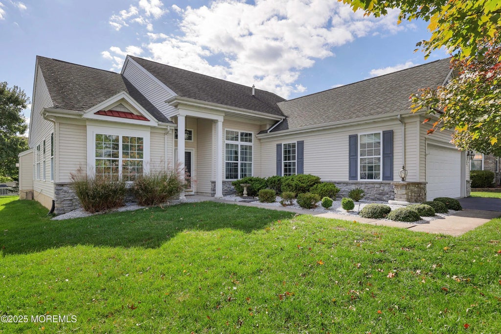 28 Passage Lane, Barnegat