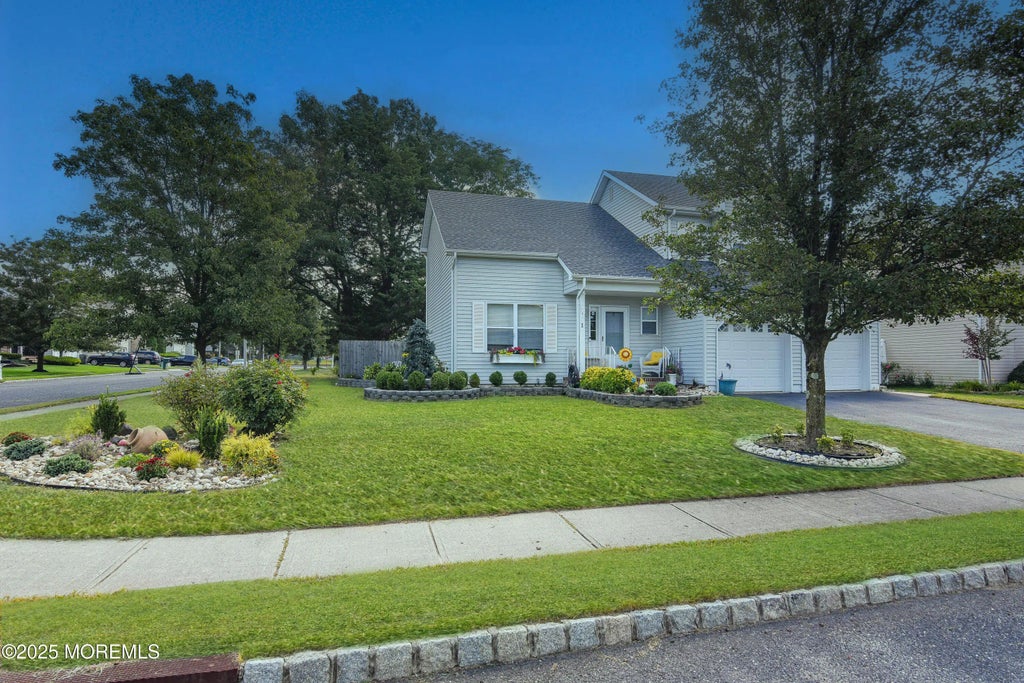 1 William Drive, Howell