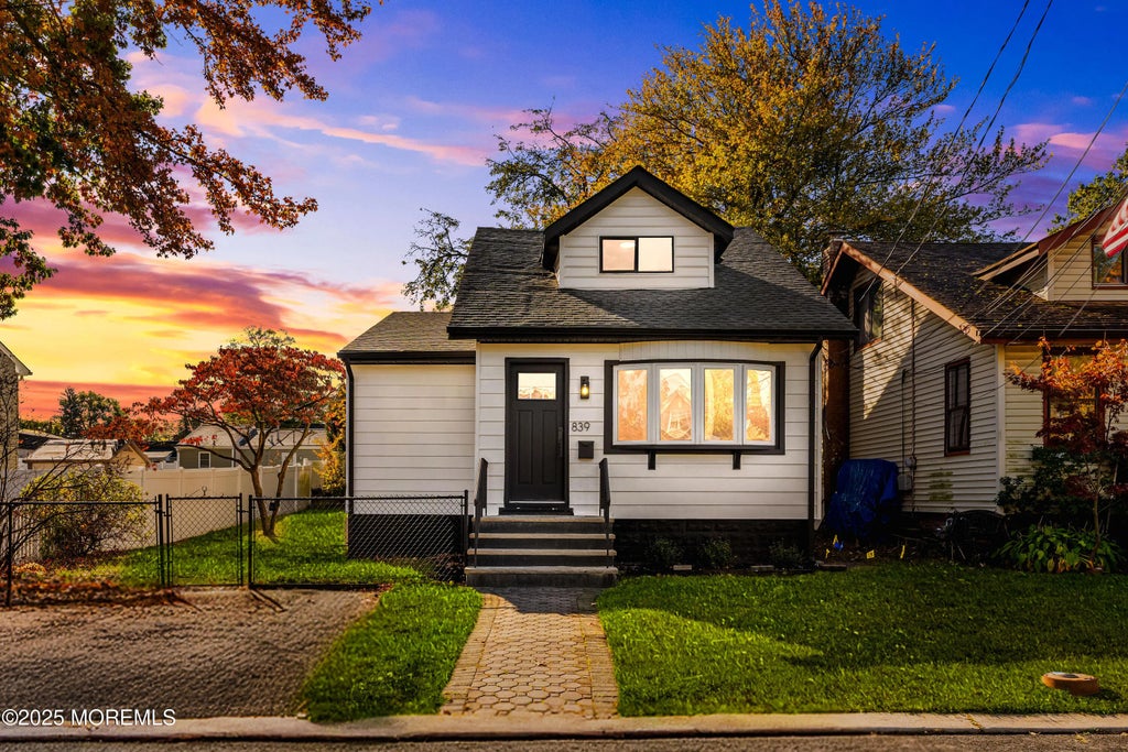 839 Brookside Avenue, Keyport