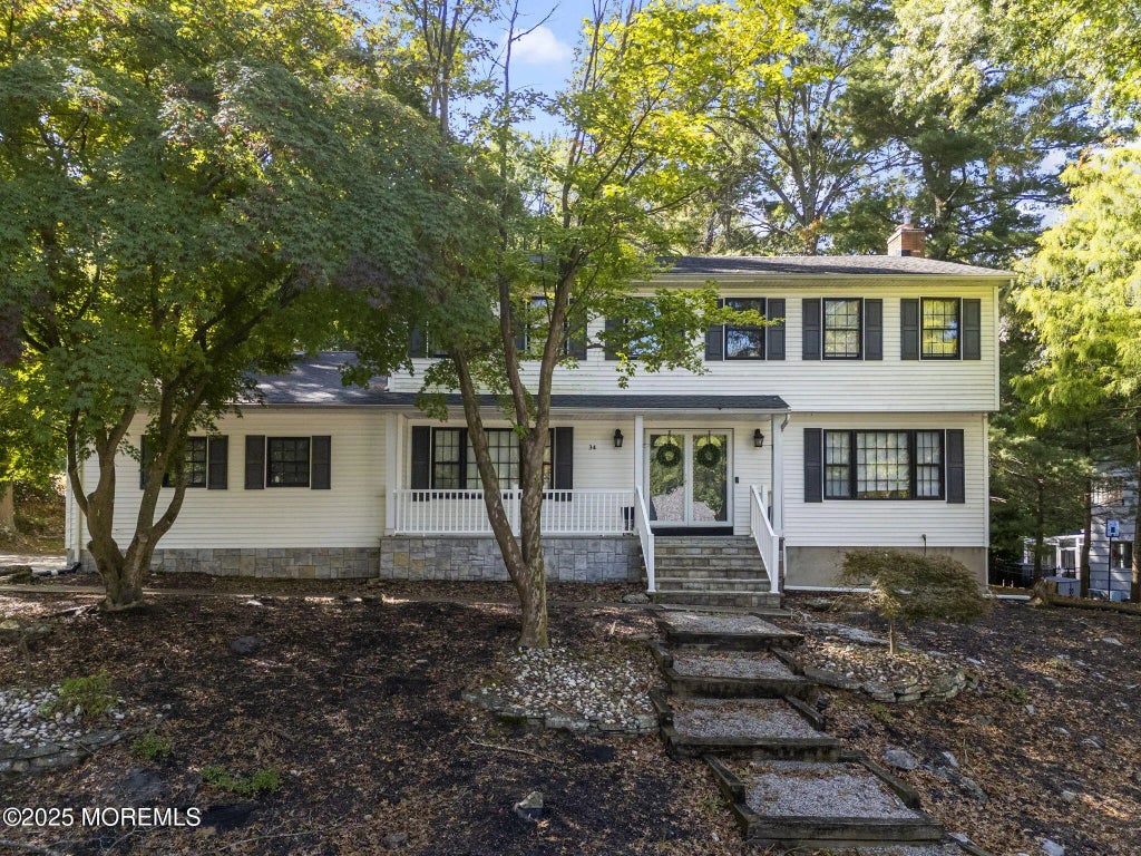 34 Brookside Circle, Marlboro