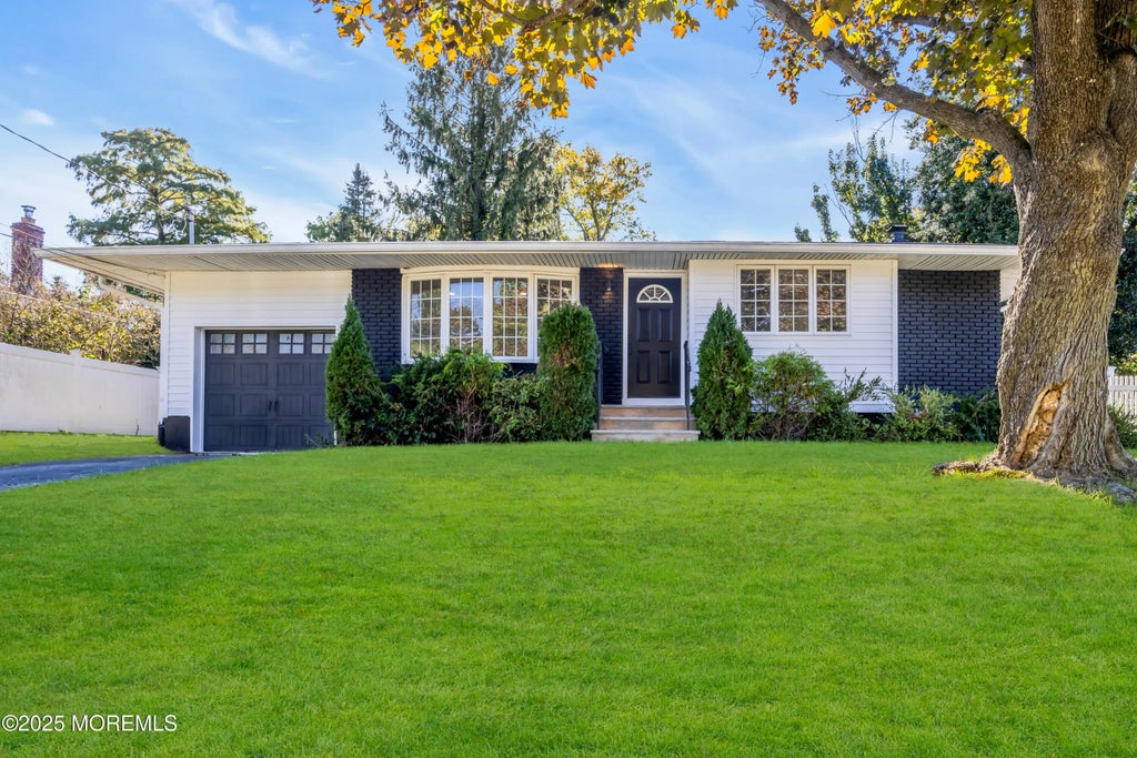 2 Enright Avenue, Freehold