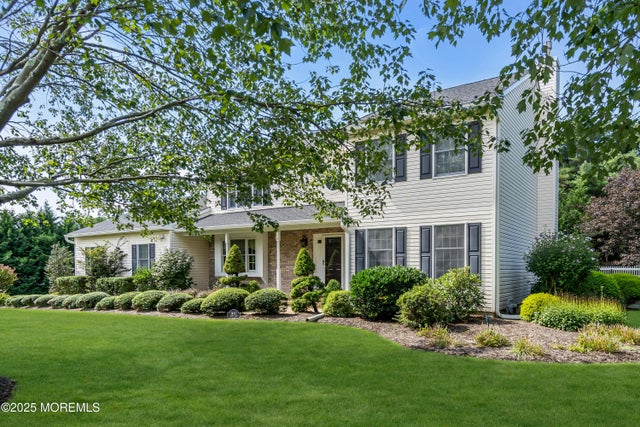 1442 Garrett Drive, Wall