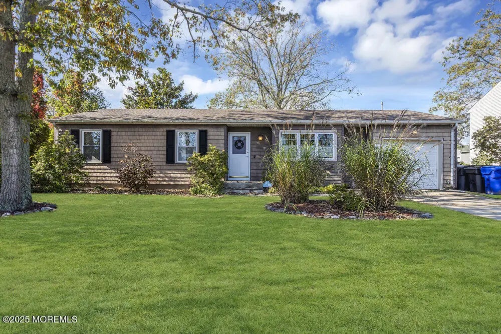 294 Wisteria Drive, Brick