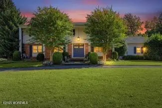 25 Surrey Lane, Ocean Twp