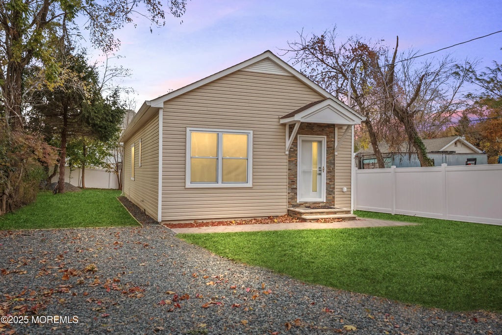 188 Texas Road, Morganville