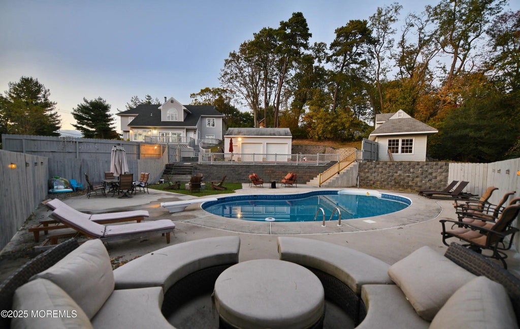 2262 Allenwood Road, Allenwood