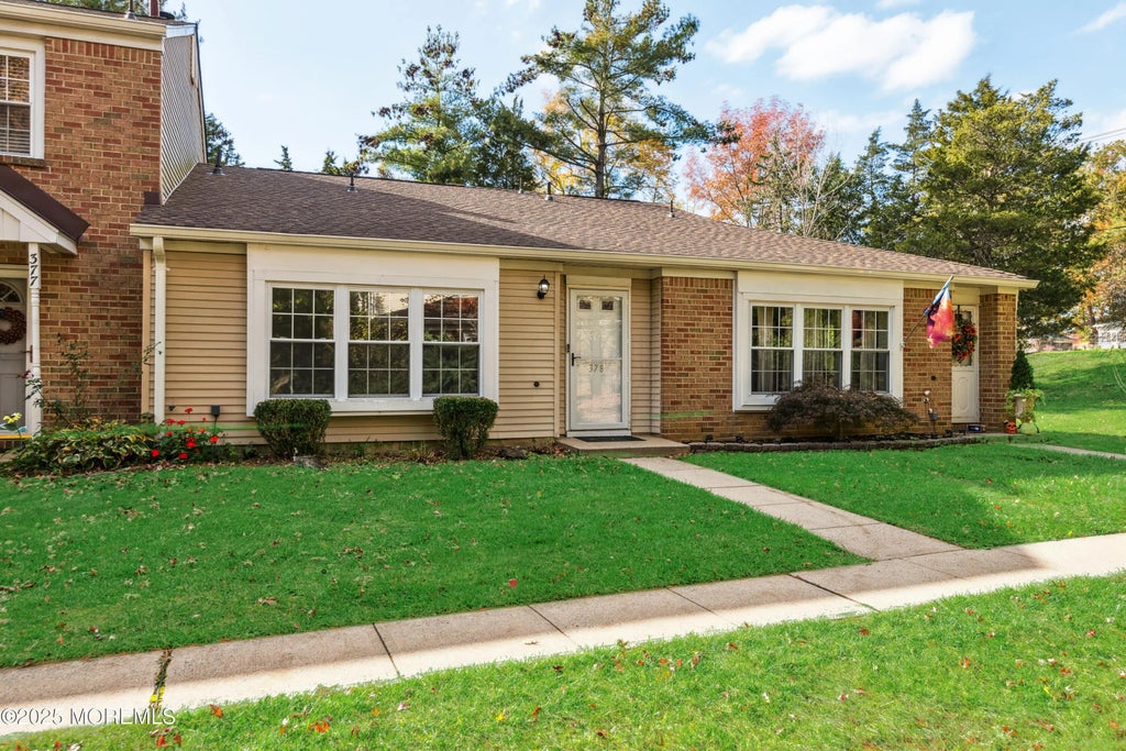 378 Minstrel Court, Old Bridge