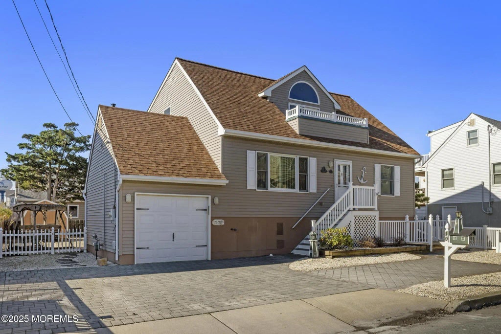 10 W Mermaid Lane, Long Beach Twp