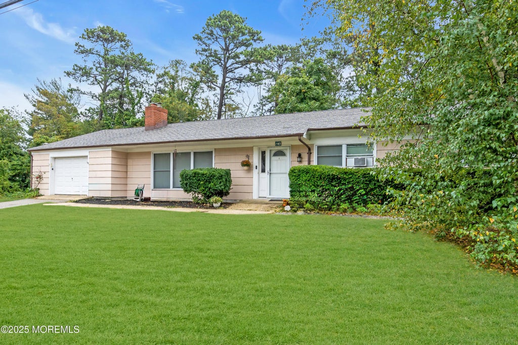 145 Spray Avenue, Beachwood