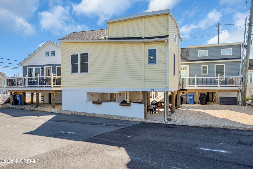 101 W Cove Way, Lavallette