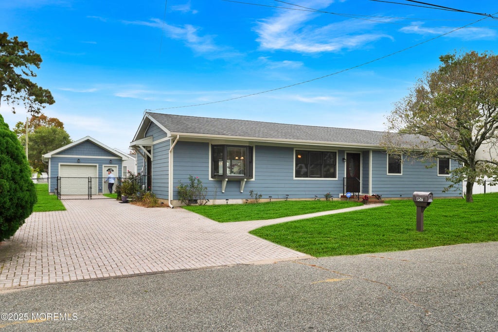 857 Koches Avenue, Brick