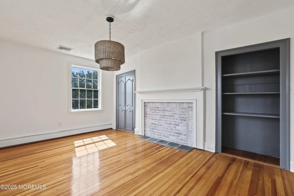 630 Broad Street G, Shrewsbury Boro