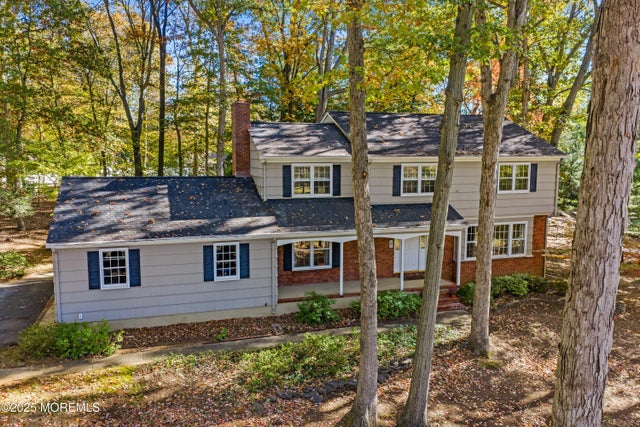 4 Brookside Drive, Colts Neck