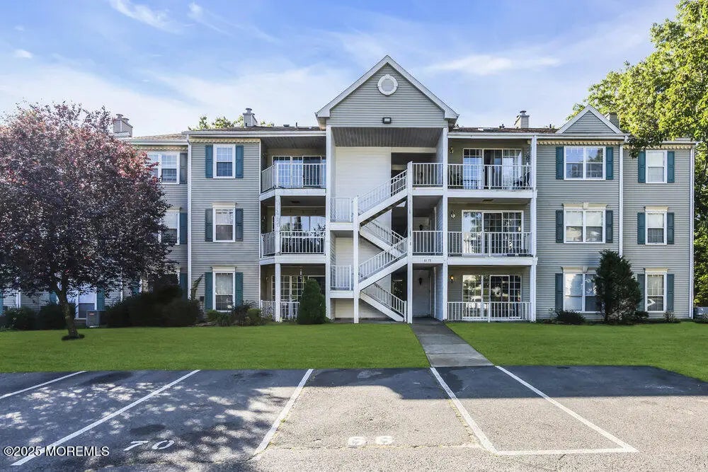 66 Iroquois Drive 24, Abescon