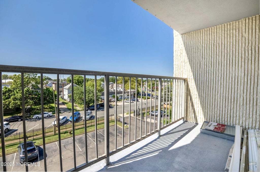 1000 River Road 4g, Belmar