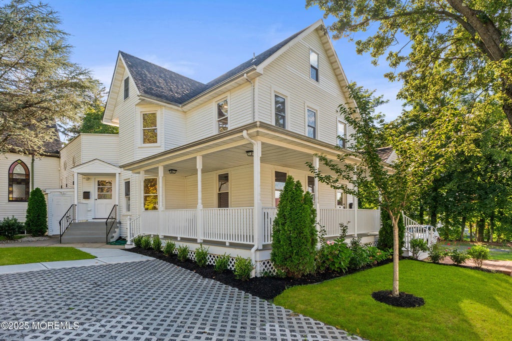 73 3rd Avenue C, Atlantic Highlands