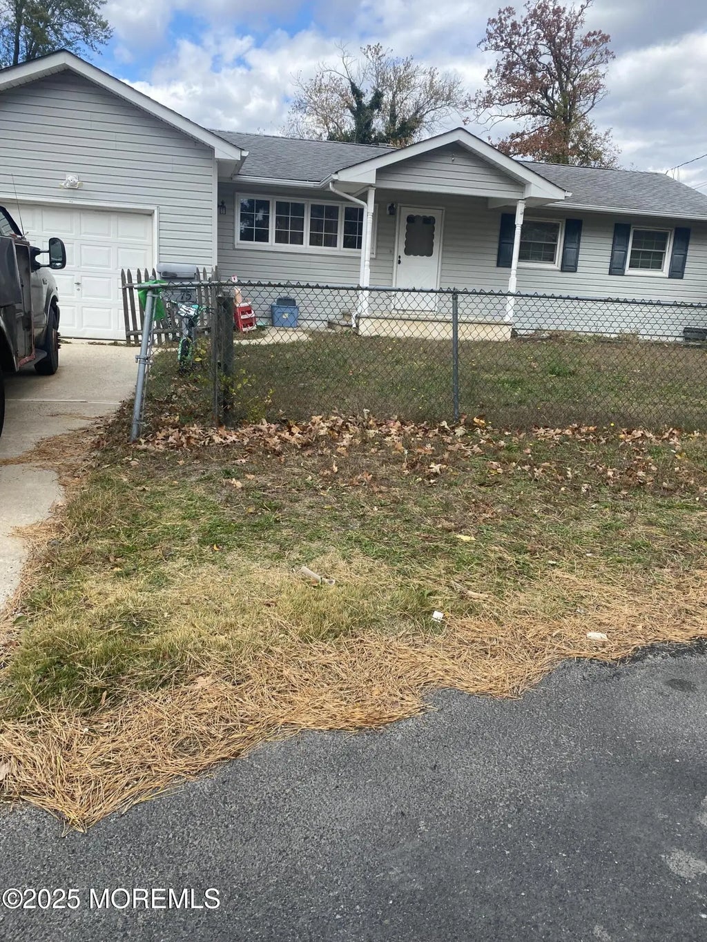 75 Maplewood Circle, Brick