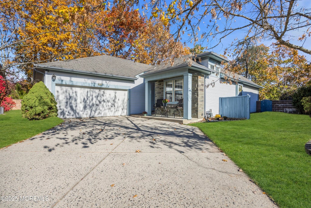 12 Thatcher Court, Jackson