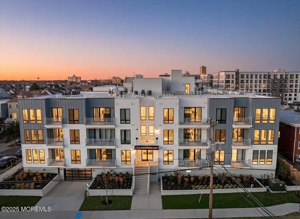 215 2nd Avenue 306, Asbury Park