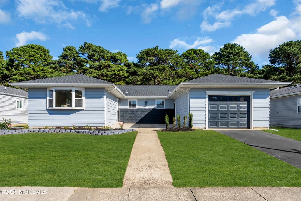 145 Cabrillo Boulevard, Toms River