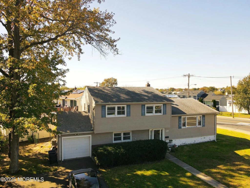 392 Florence Avenue, Long Branch