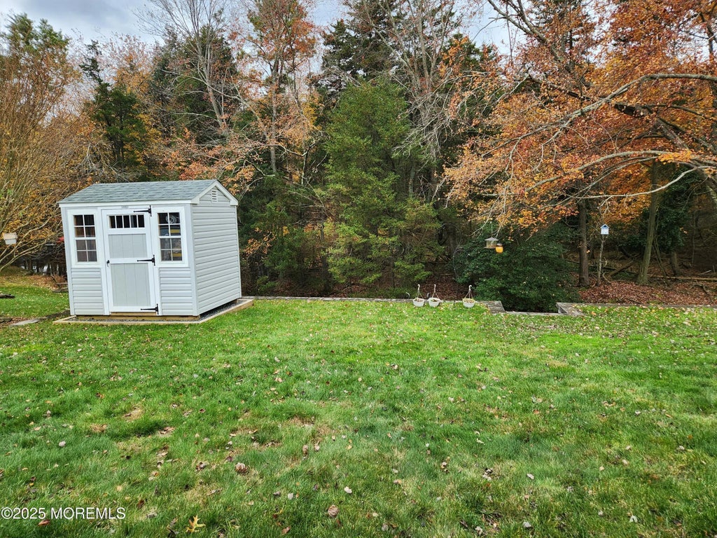 35 Edinburgh Drive, Toms River