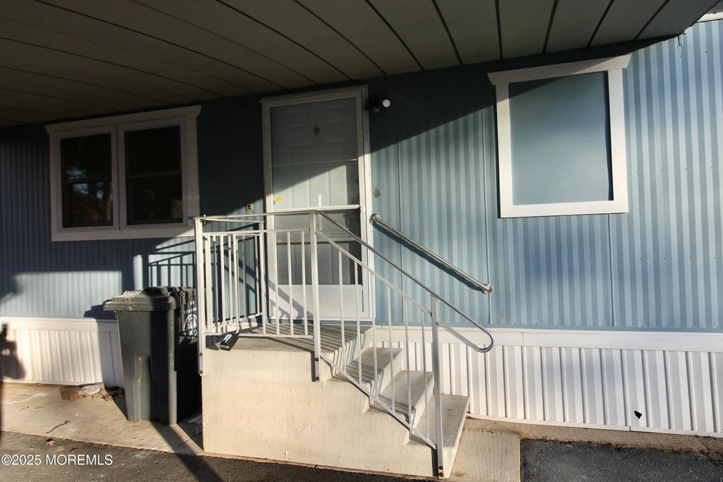 45 Roberts Road, Toms River