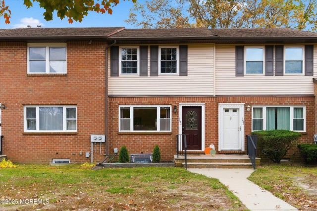 1024 Tammy Court H, Brick