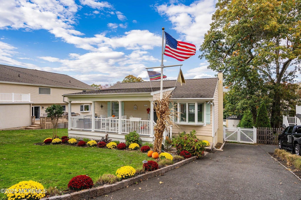 1210 Bayberry Road, Manasquan