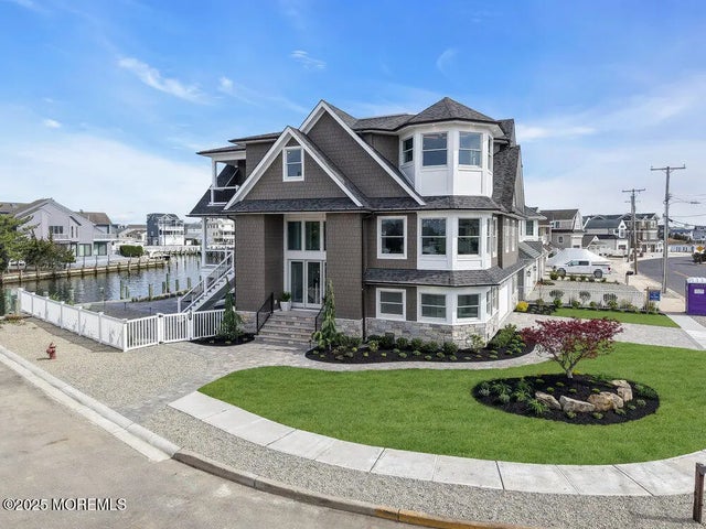 108 Dickman Drive, Lavallette