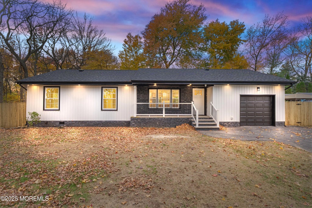 75 Ohio Avenue, Middletown