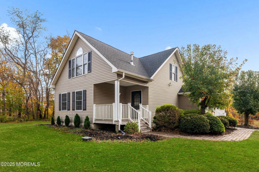 603 W Farms Road, Howell