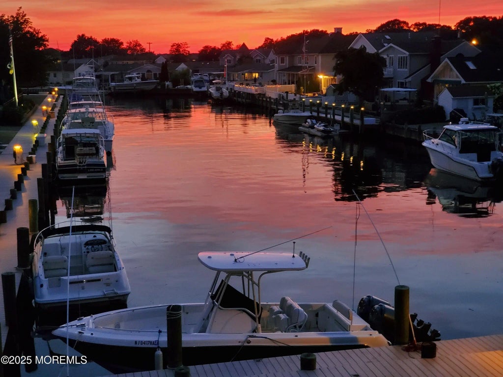 8 Hidden Harbor Drive, Point Pleasant