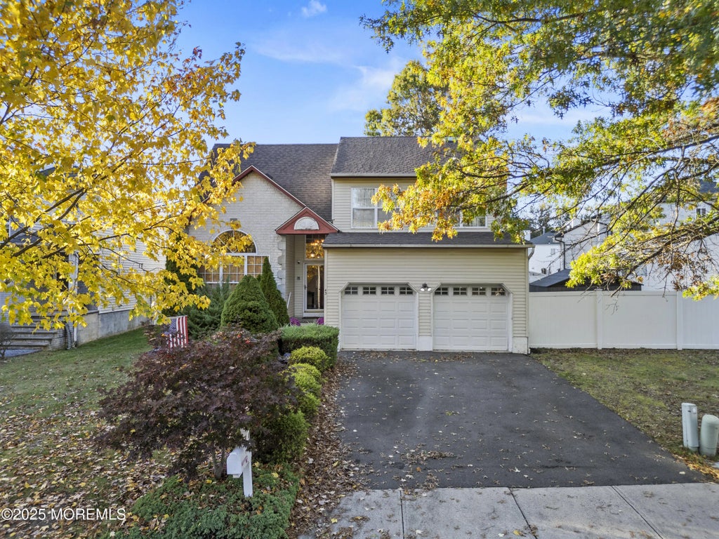 43 Pemberton Drive, Matawan