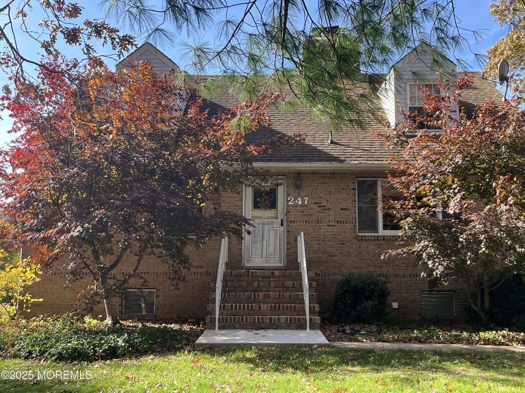 247 Serpentine Drive, Bayville