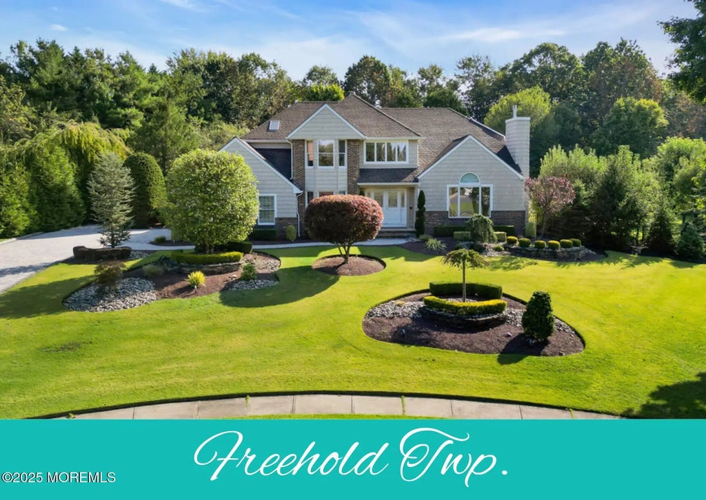 25 Iroquois Drive, Freehold