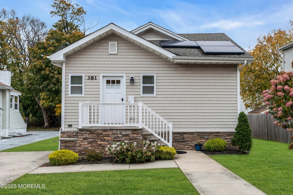 381 Long Branch Avenue, Long Branch