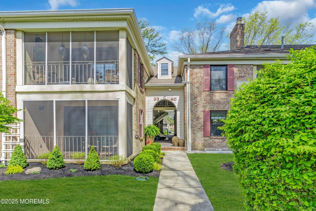 1838 Highway 35 36, Wall