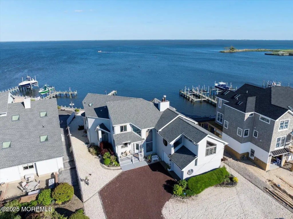 1207 Capstan Drive, Forked River