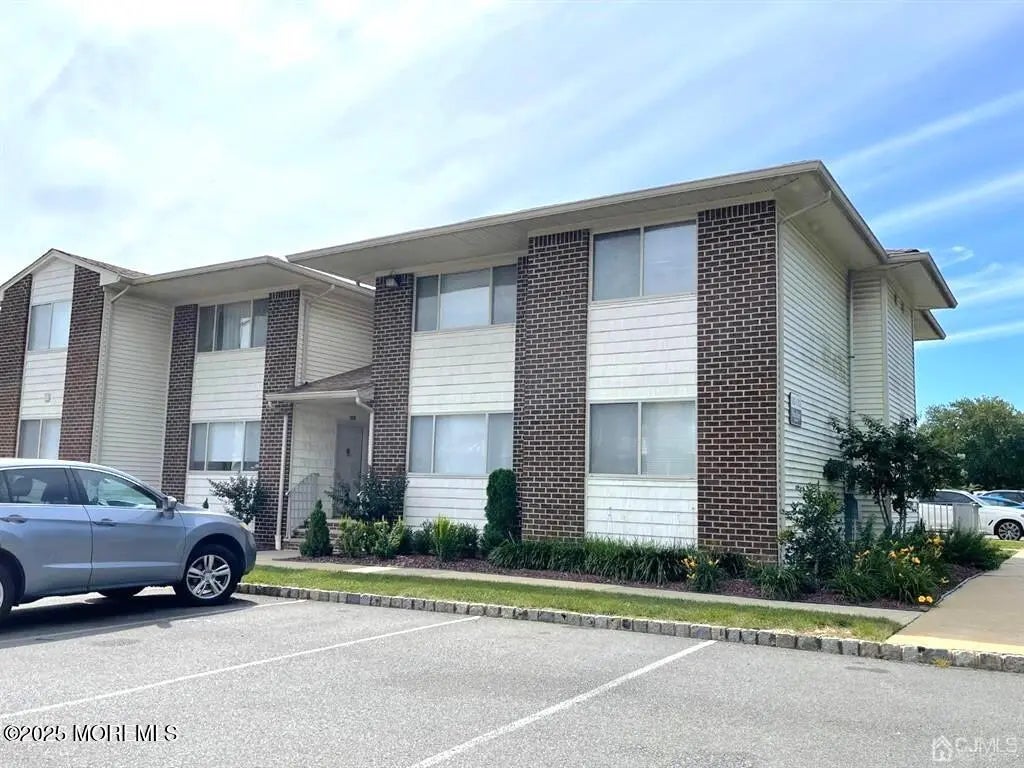 1310 Bradley Court, Princeton