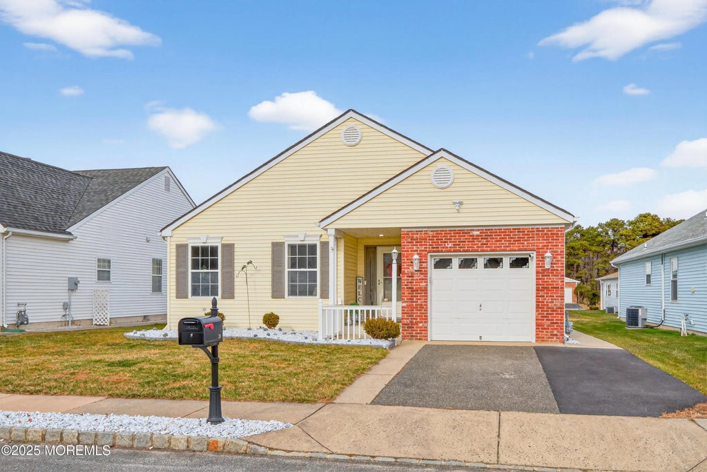 30 Winterton Drive, Toms River